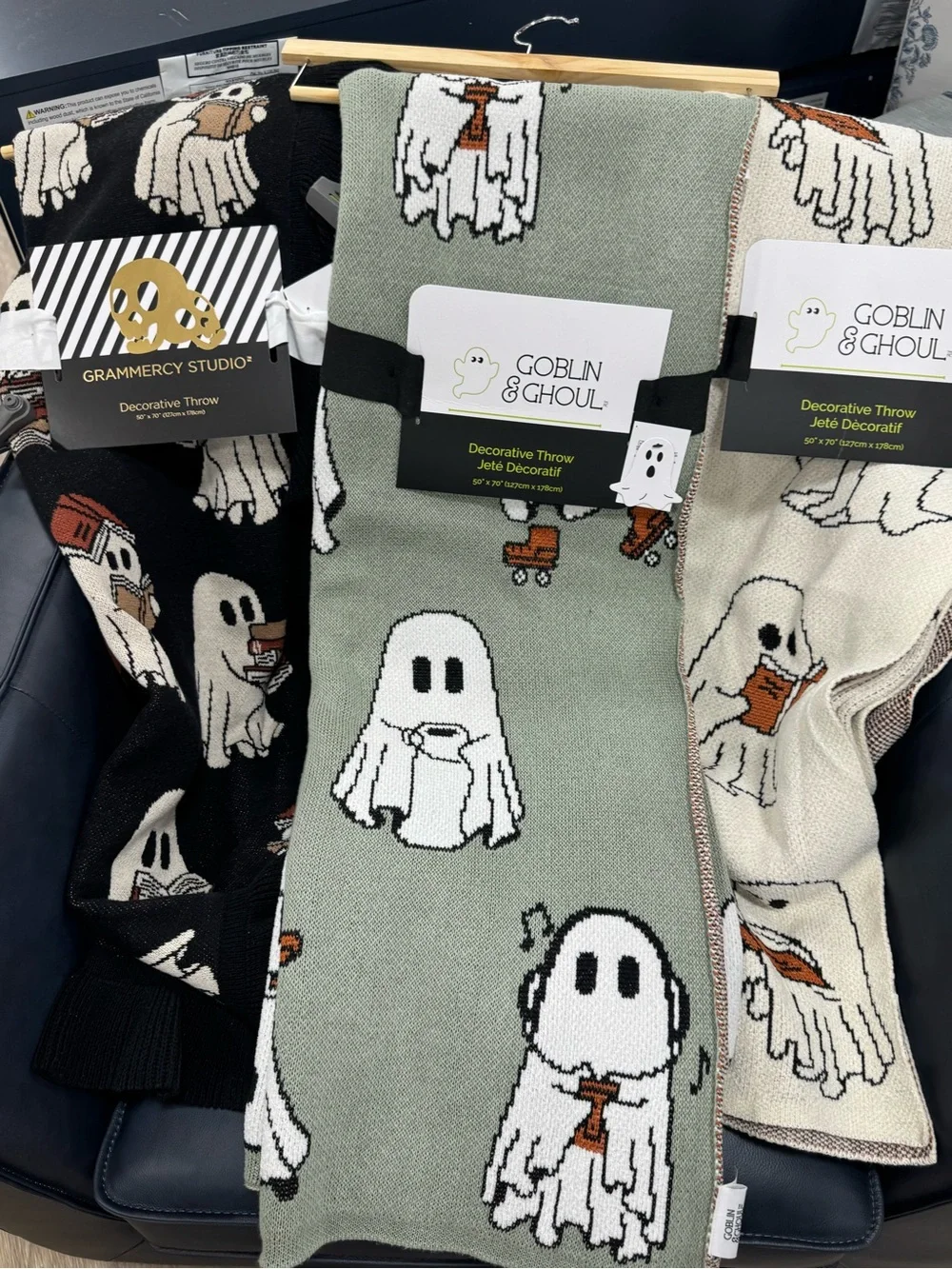 3 ghosts blankets